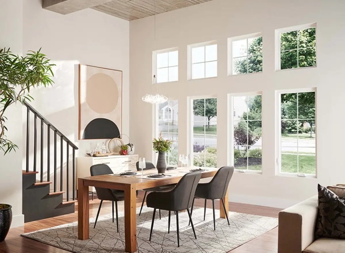 Dining room with Milgard V250 Style Line windows