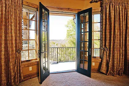 Pinnacle swinging doors